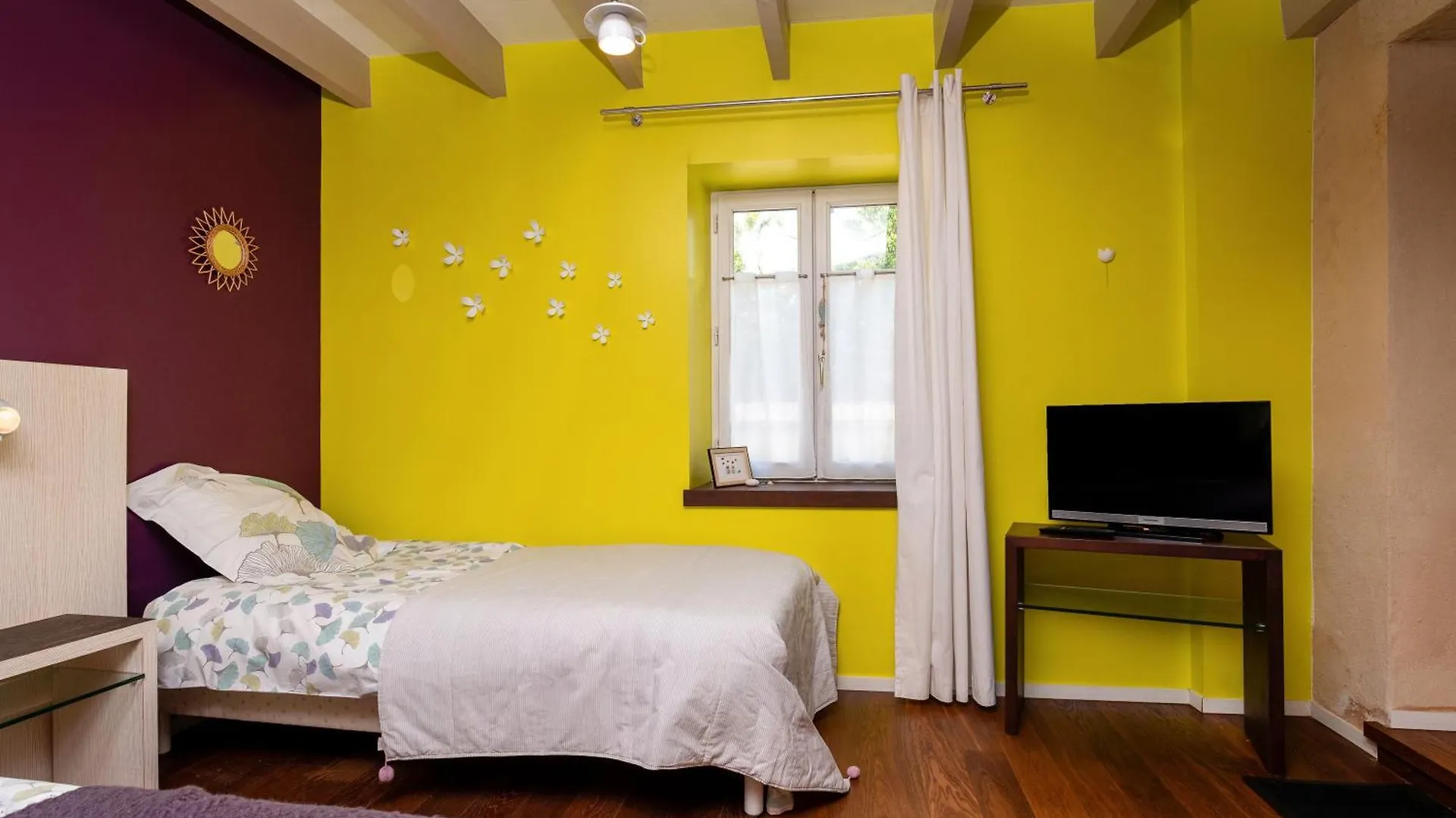 Bed and breakfast Chambres D'Hotes Avec Piscine Arzano
