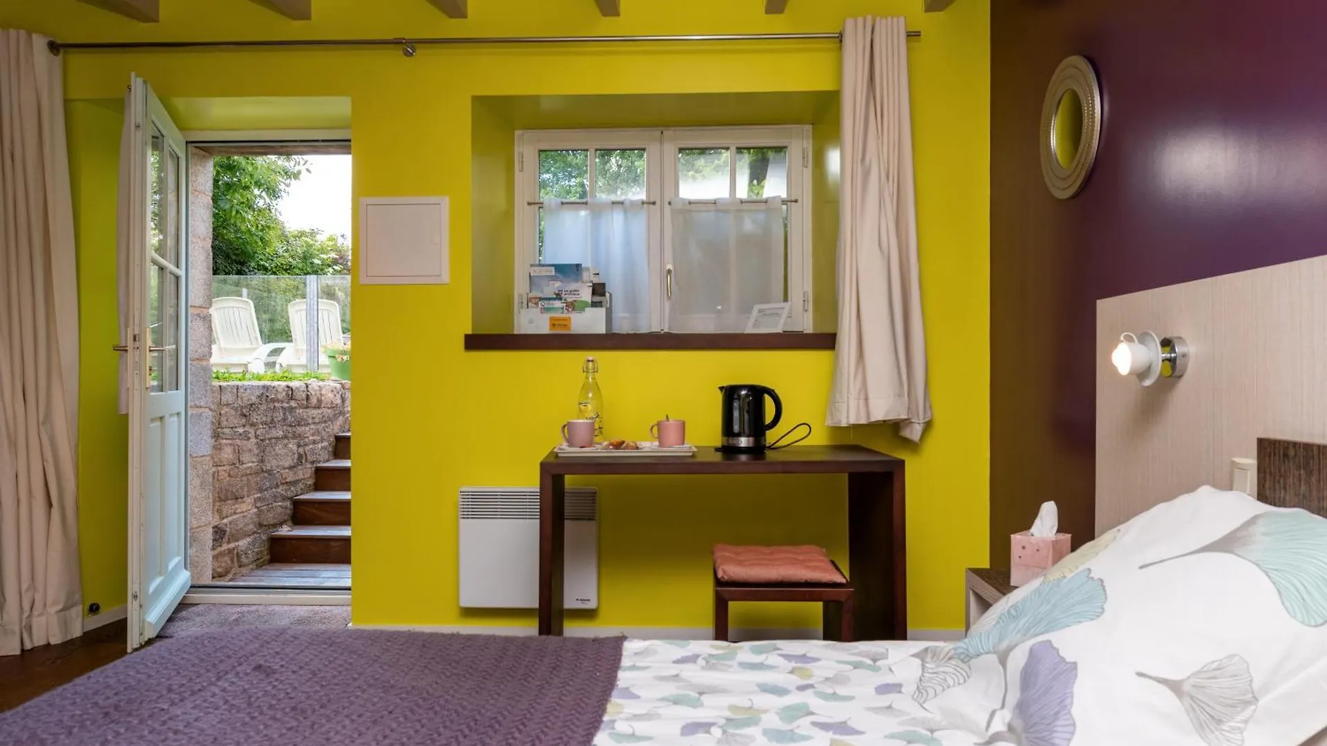 Chambres D'Hotes Avec Piscine Arzano Bed and breakfast