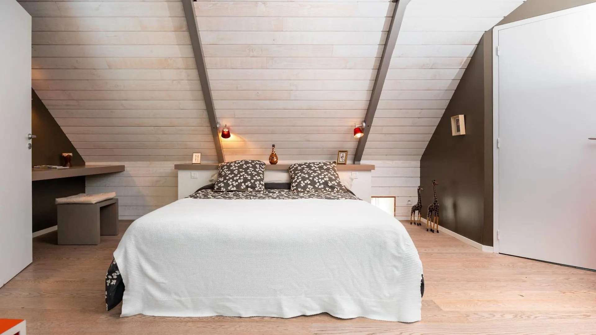 Chambres D'Hotes Avec Piscine Arzano Bed and breakfast