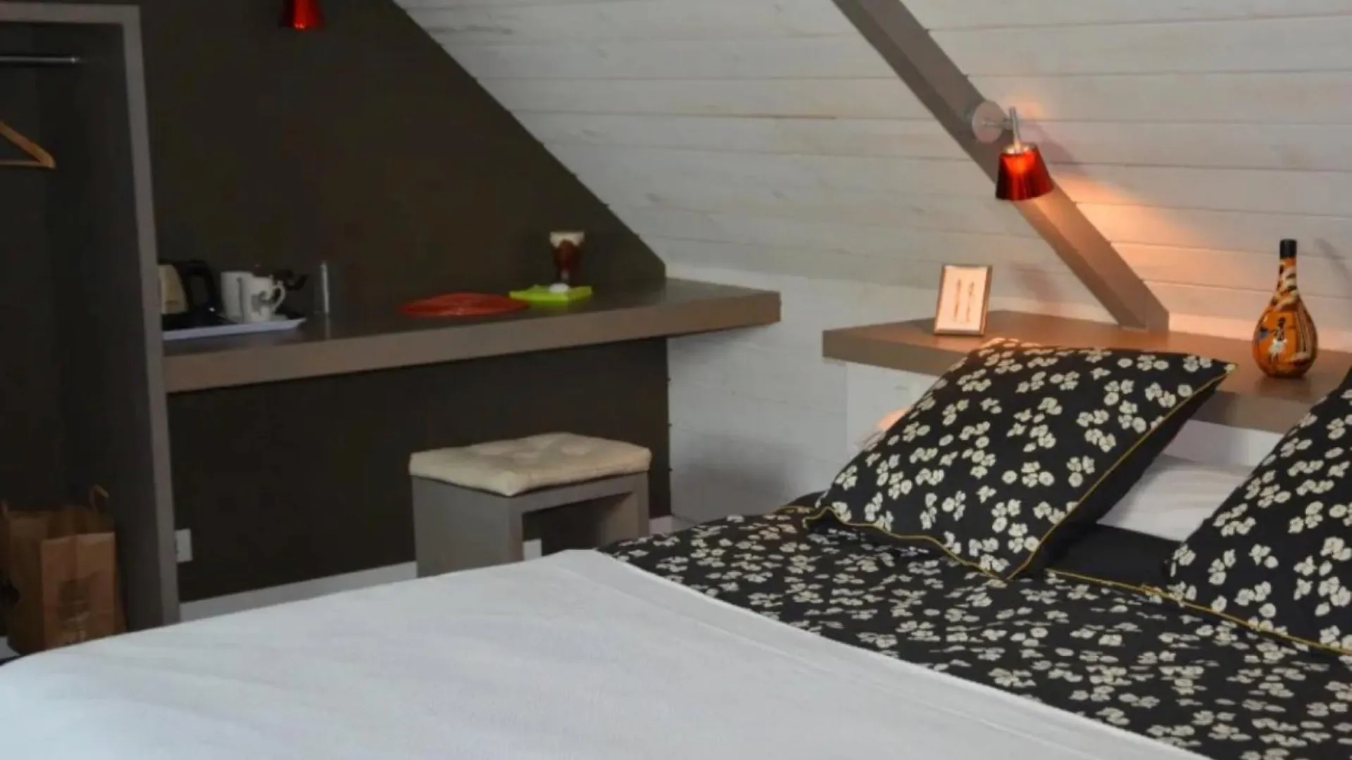 Chambres D'Hotes Avec Piscine Arzano 4*,
